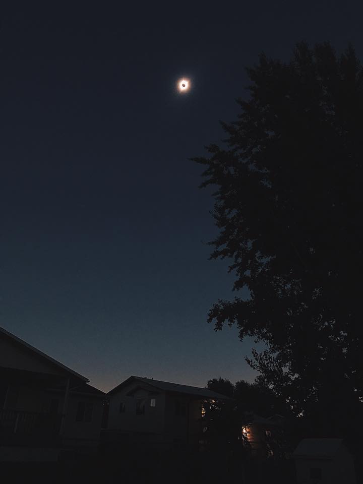 Eclipse photo by @jessa