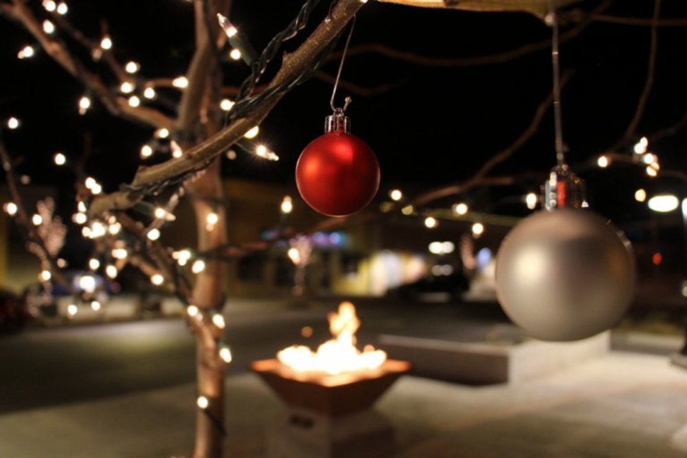 Rexburg Festival of Lights will take place Saturday, November 25th. It makes a great winter date ideas in Rexburg.