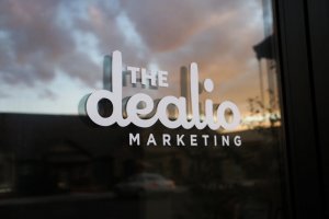 Door to The Dealio