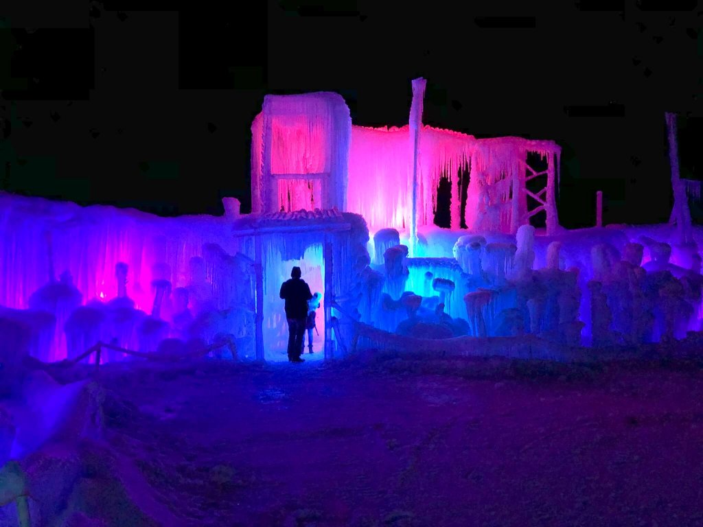 LaBelle Lake Ice Palace 2019