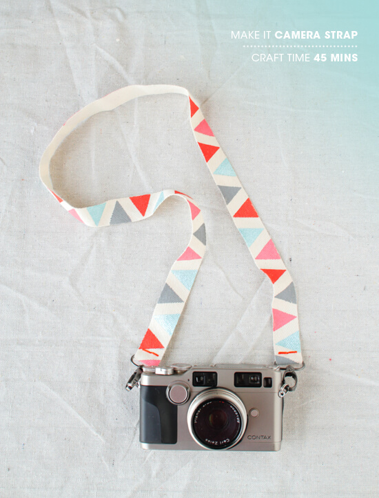 DIY_Christmas_Camera_Strap